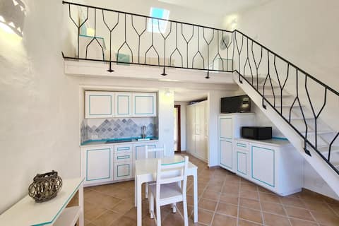 Annuncio Airbnb popolare: Domu sa Giglio (JUN R7426) a Olbia