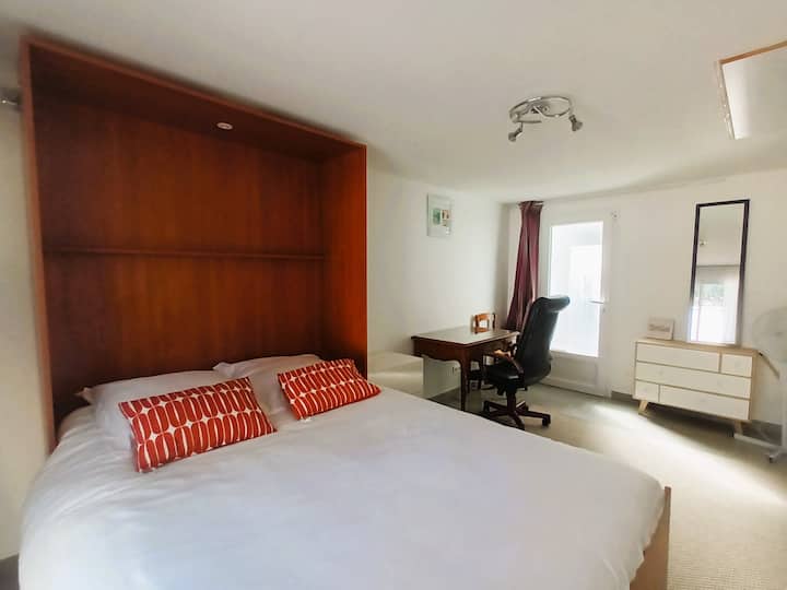 спалня 5  - 140 легла