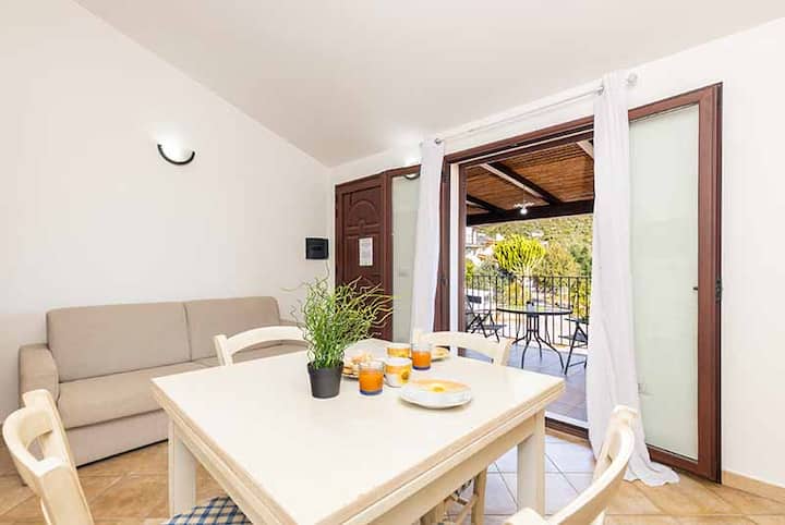 Bynos Pool Apartments - 1° Piano - Islas de Cerdeña