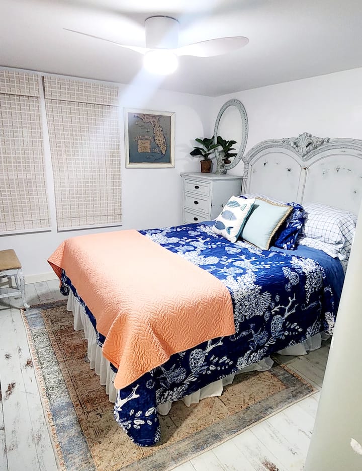 This is the original master bedroom, with a unique closet, queen bed, and on suite bathroom. Ceiling fan, two windows with privacy blinds. 