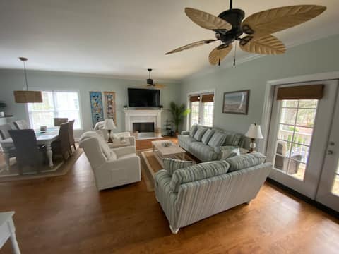 Top Airbnb: Beautiful Charleston Style Home in Seabrook Island