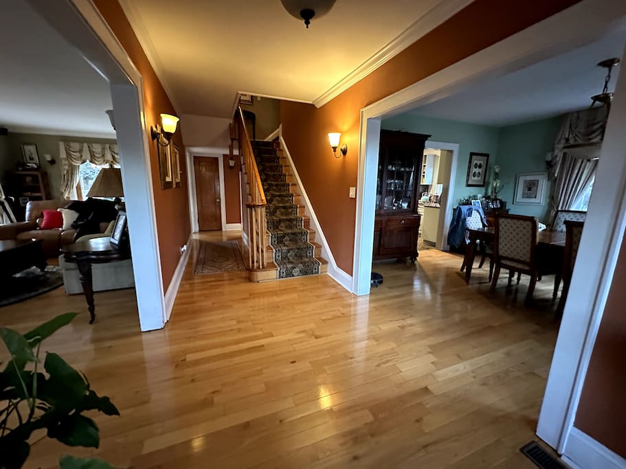 Quiet Hempstead 1 Bed 1 Bath