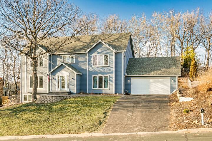 Private Pool | Huge house gallery image 2