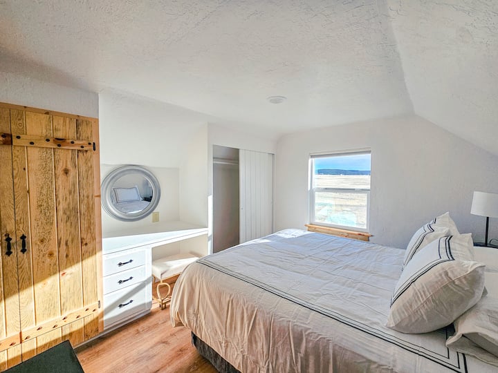 საძინებელი 4