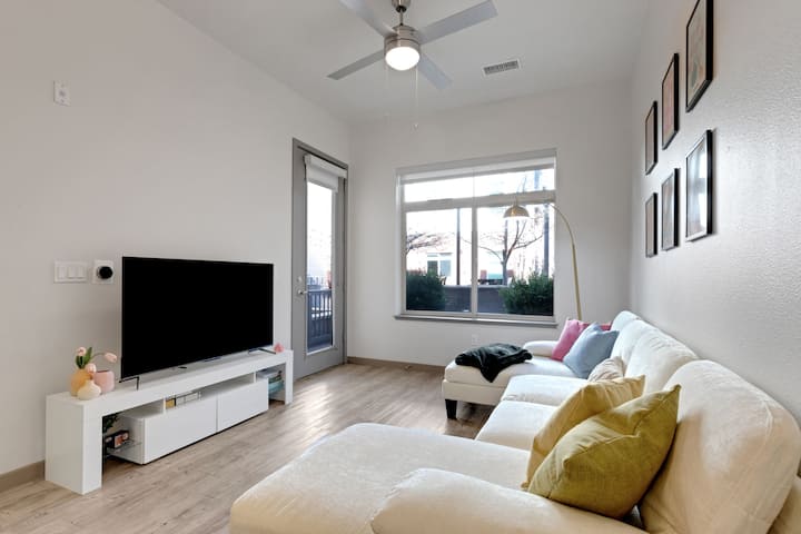 Luxury Apartment With Amenities - Boulder, CO