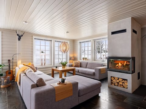 Top performing Airbnb: Large Family Mountain Lodge with 9 bedrooms in Sirdal