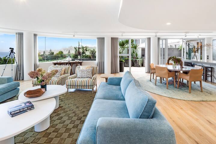 Stunning apartment – 211 with views of Bondi Beach gallery image 2