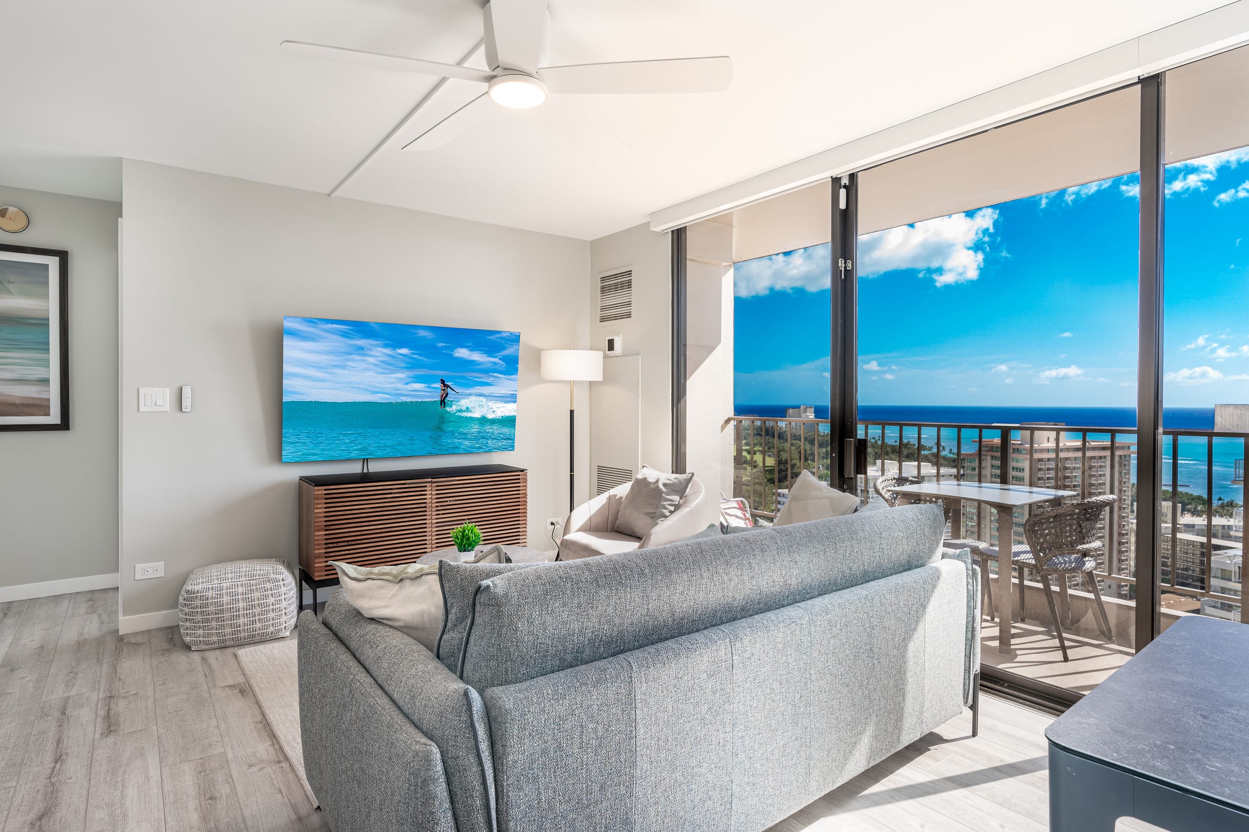 Ocean View Sunset, Free Parking, Pool, 5m to Beach - Image 3