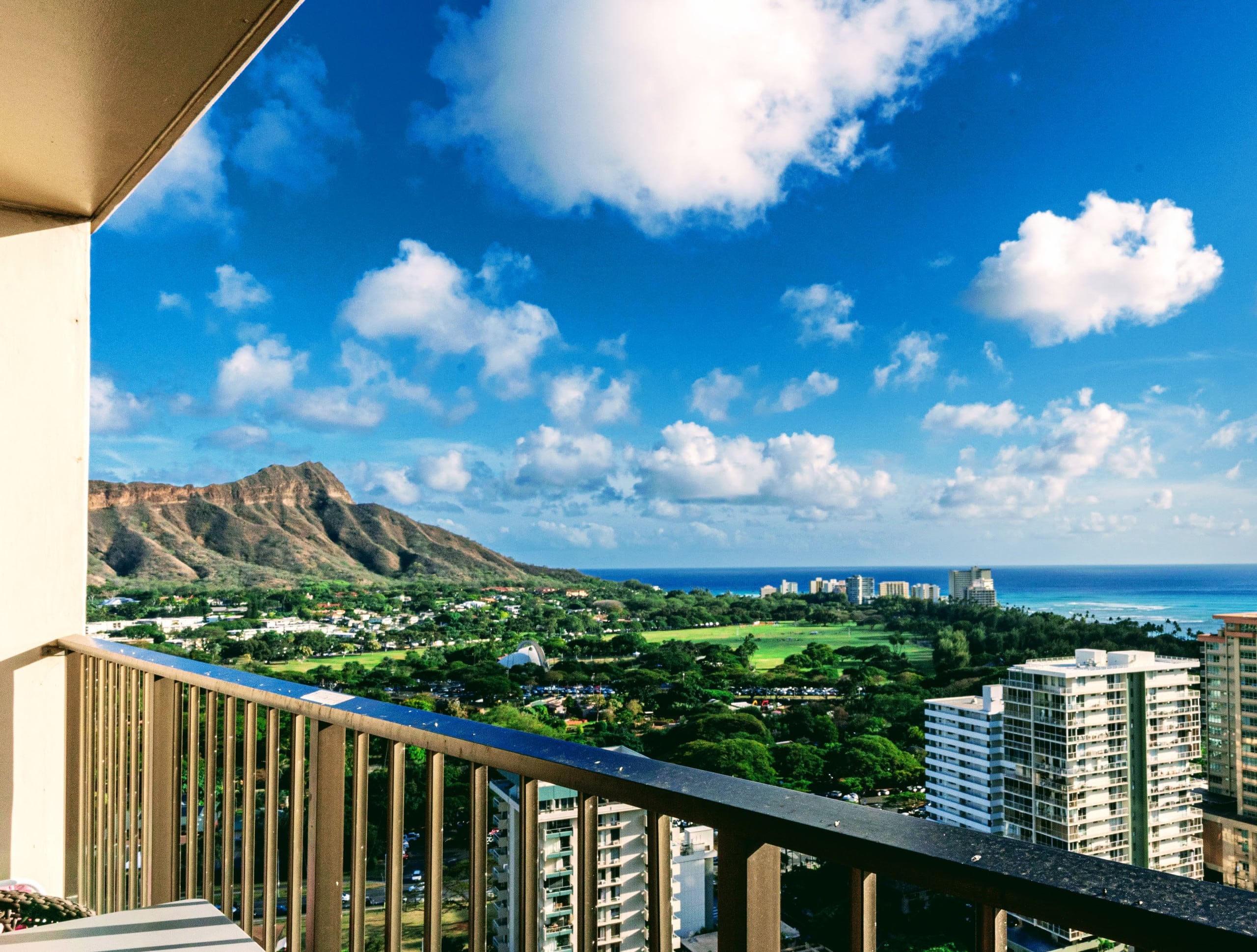 Ocean View Sunset, Free Parking, Pool, 5m to Beach - Image 1