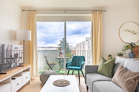 75m² friendly in Créteil: Friends or family!