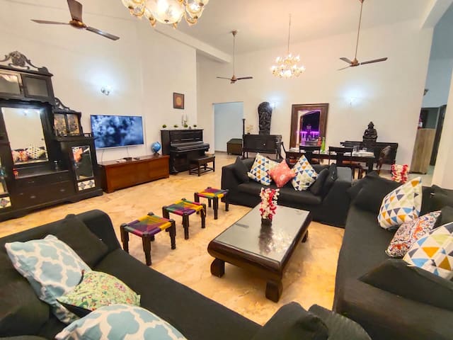 Exclusive 5 Bedroom Villa with Pvt Pool Near Beach