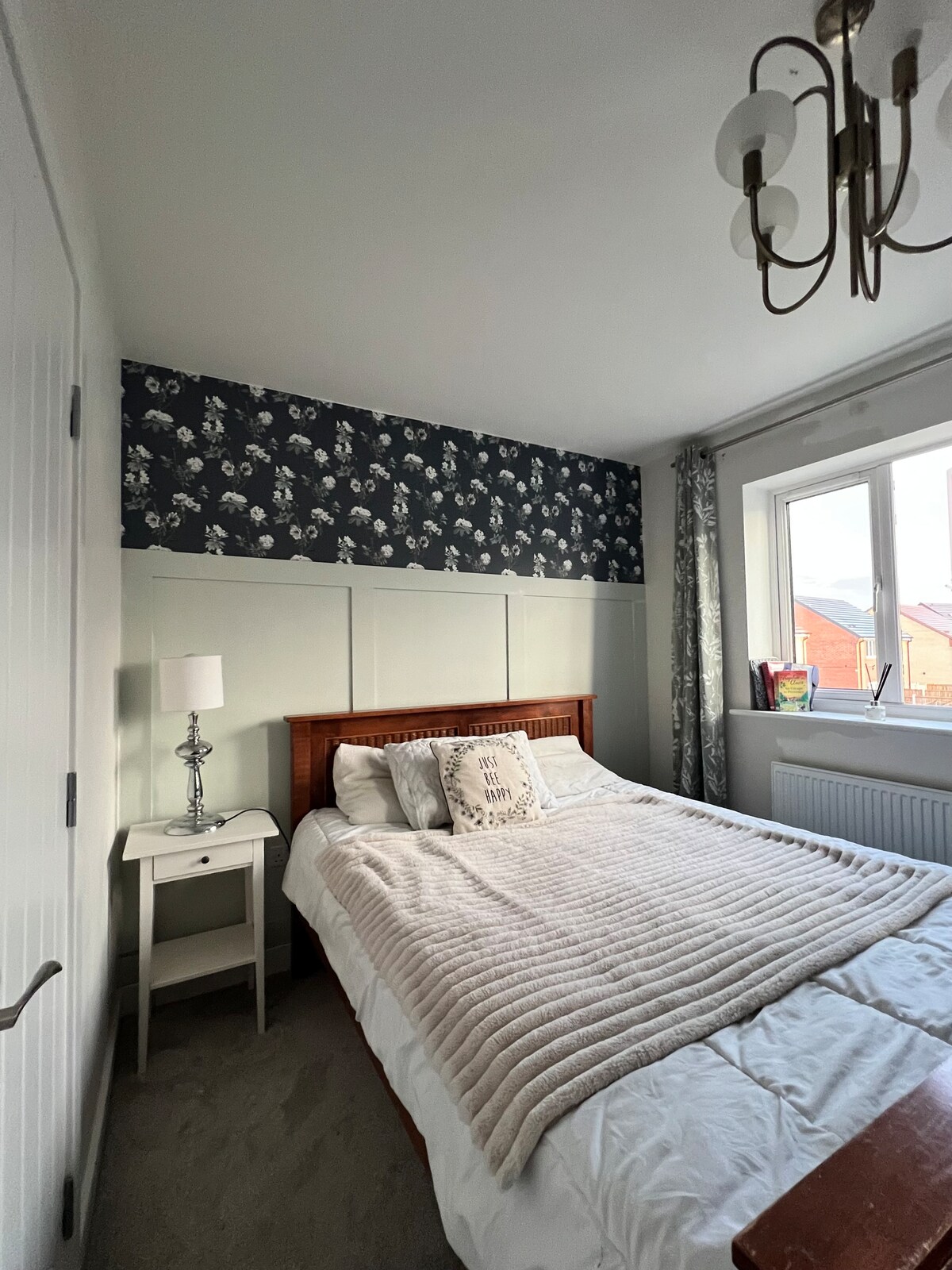 غرفة النوم 1