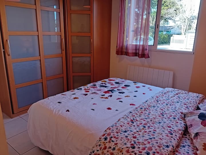 Dhomë gjumi 2