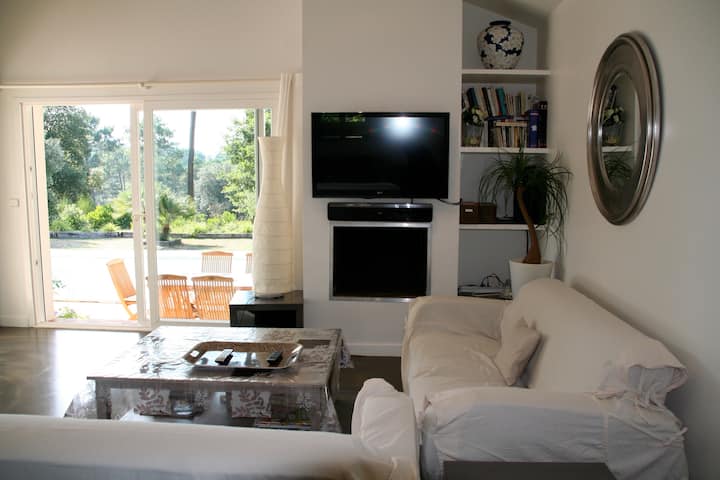 Jolie Maison Avec Piscine Et Jardin - Lacanau