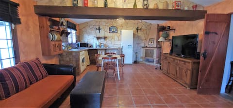 Airbnb con mejor rendimiento: Your little refuge with pool I en Arico