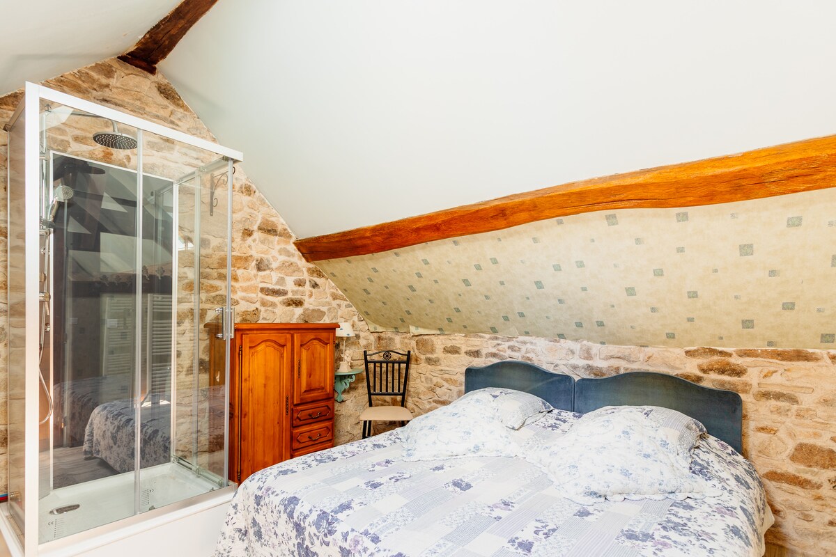 Gite Hahasiah - شخصان - الطابق الأول