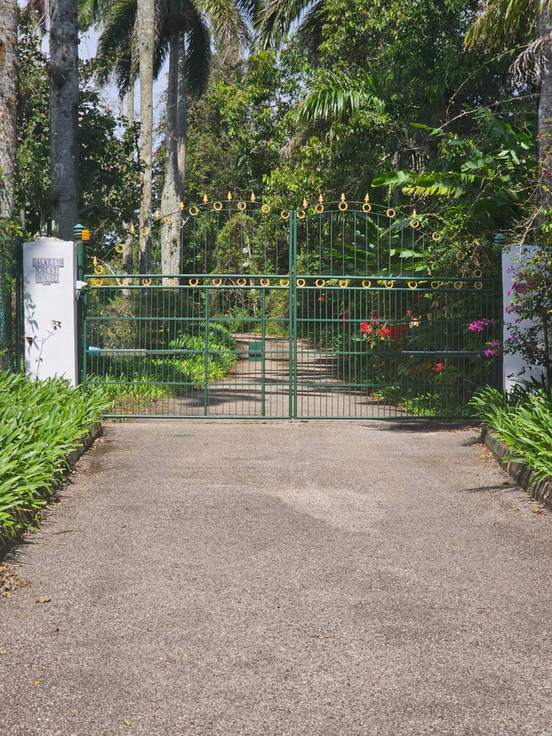 The gated entrance to Dalkeith Great House