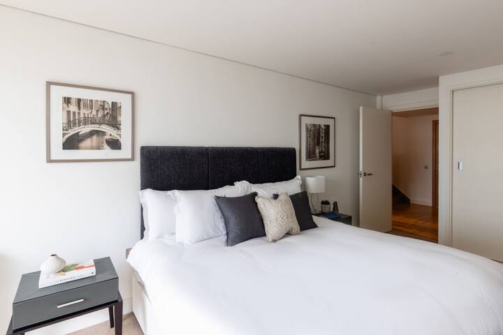 Guy Francis Adrian managed Airbnb listing 3