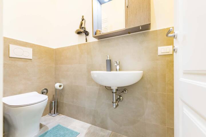 Eternal Residency gallery image 5