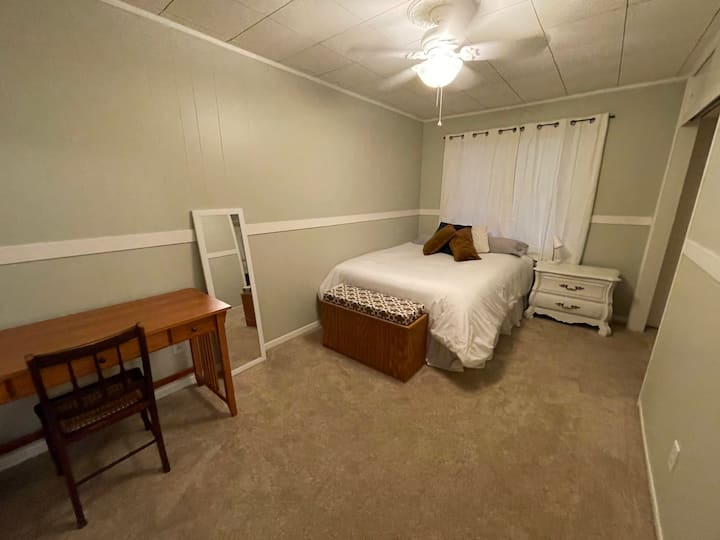 غرفة النوم 1