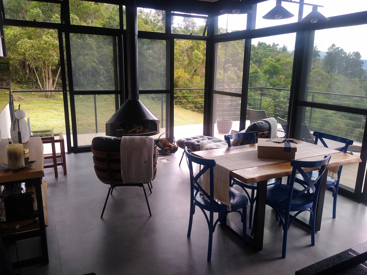 Top Airbnb: Chalet in SFX immersed in the Mantiqueira landscape in São José Dos Campos