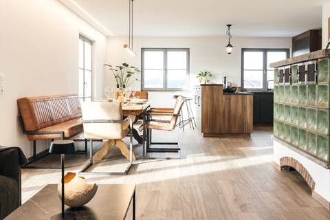 Heimatel - 120m² Luxus Terrassenwohnung mit Pool