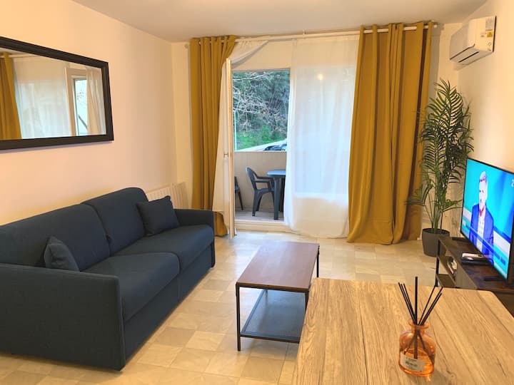 Cuzin - Proche Hôpital, Clim, Terrasse, Central - Toulon