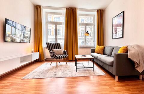 100m to old town | priv. parking | 100%walkability