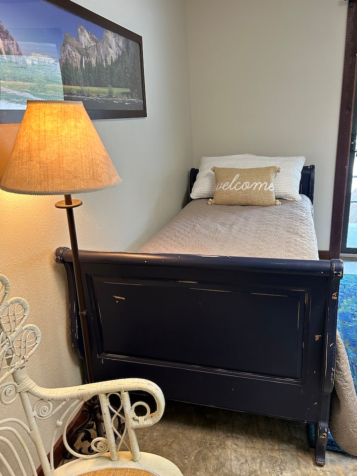Sunset 2 Twin Bed