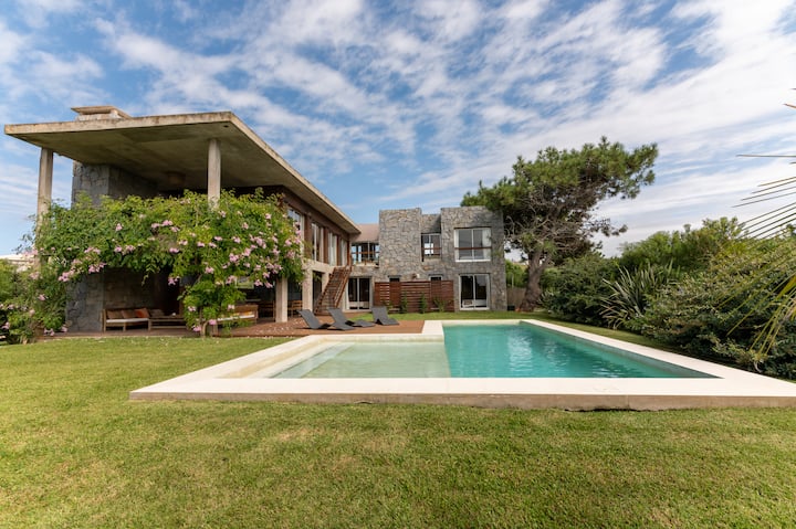 Majestic Villa in José Ignacio sleeps 12!