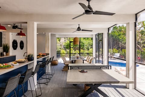 Lookout Escape: Private Island Luxury*Gulf Views