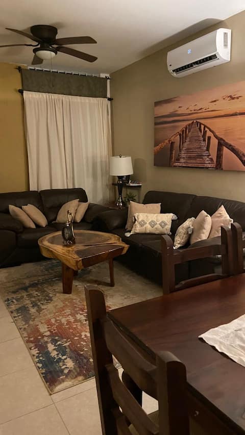 Successful Airbnb property: La Casa De Dinan (We invoice) in Fraccionamiento La Ciudadela