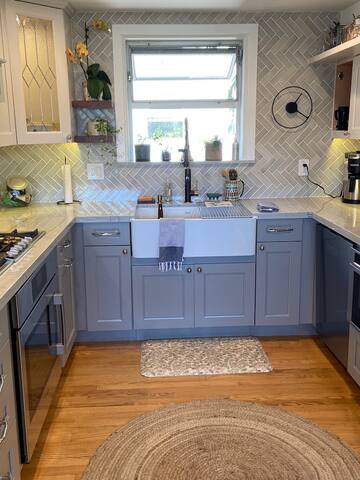 Venice Beach Neighborhood Gem gallery image 5