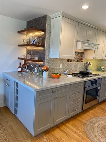 Venice Beach Neighborhood Gem gallery image 3