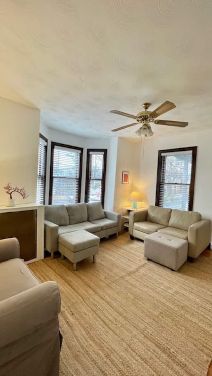 Renovated Home In Boston - Boston, MA