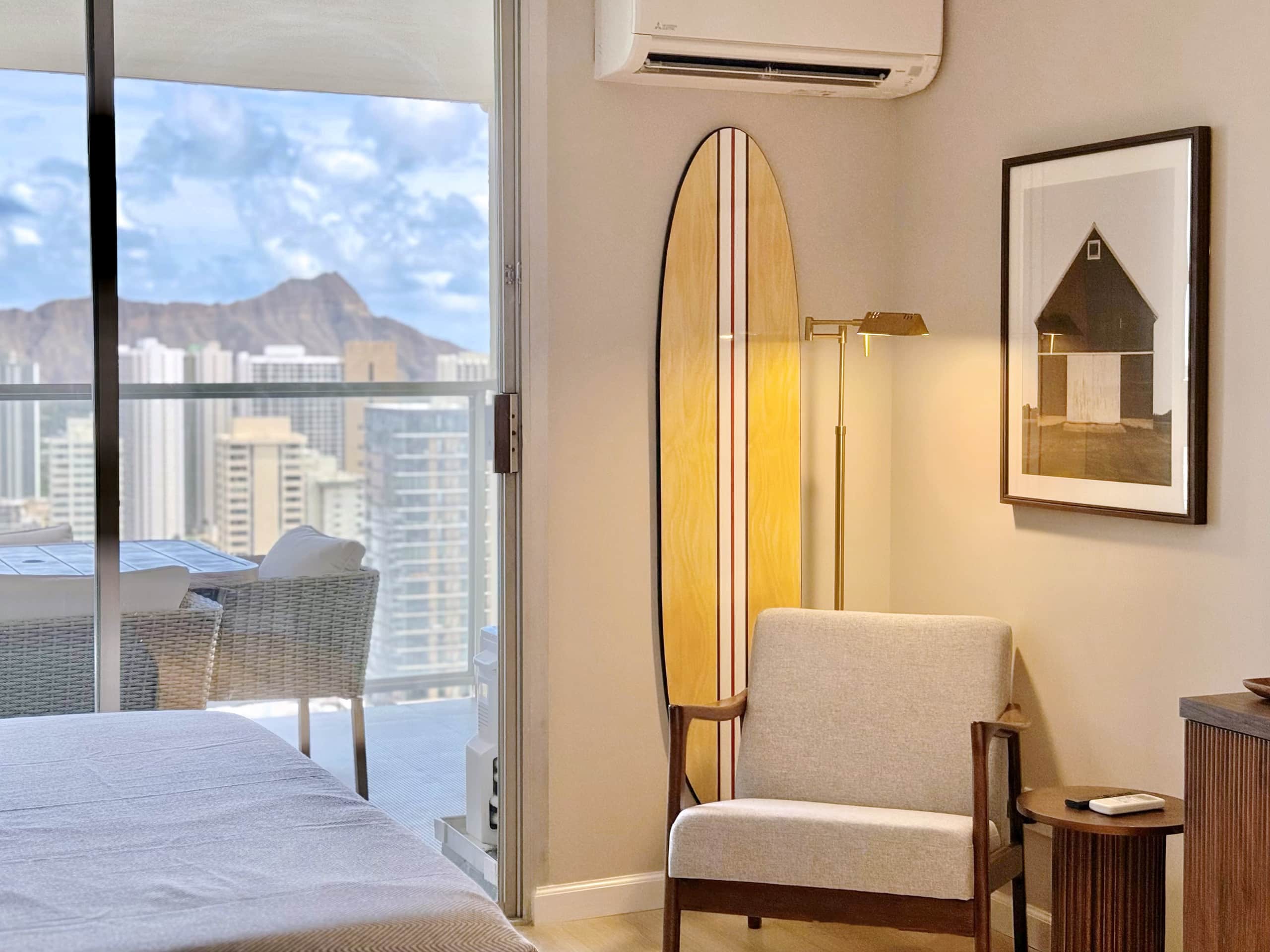 40FL-Ocean & Diamond Head Views-Premium Studio - Image 4