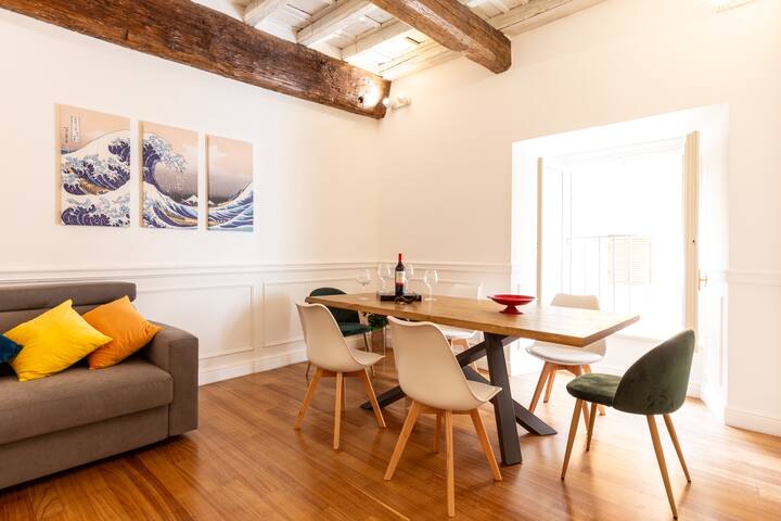 Luxury 3 BDR | Middle of Rome | Papazzurri Palace gallery image 4