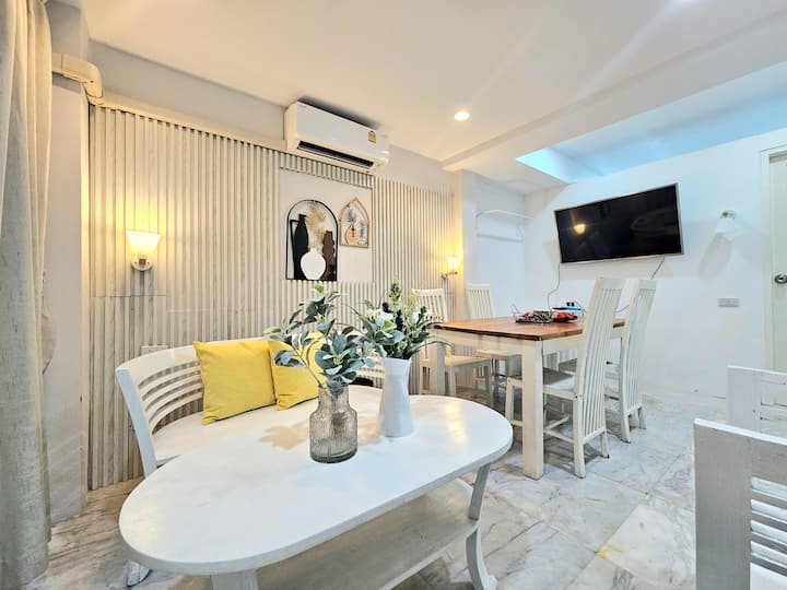 Bighouse_pattaya Beach 400m_5mins Walk_free Wi-fi - Pattaya