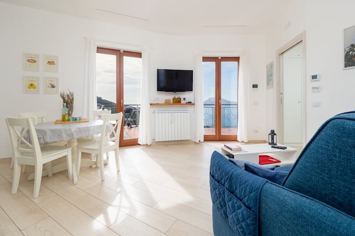 Villa Lotos, A Slice Of Heaven With Capri View - Massa Lubrense
