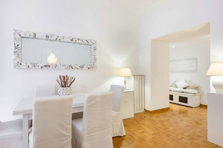 Super big Apartment! 13 guests gallery image 5