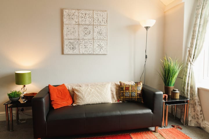 2br Seaside Escape In Wales With Sea View - Llandudno