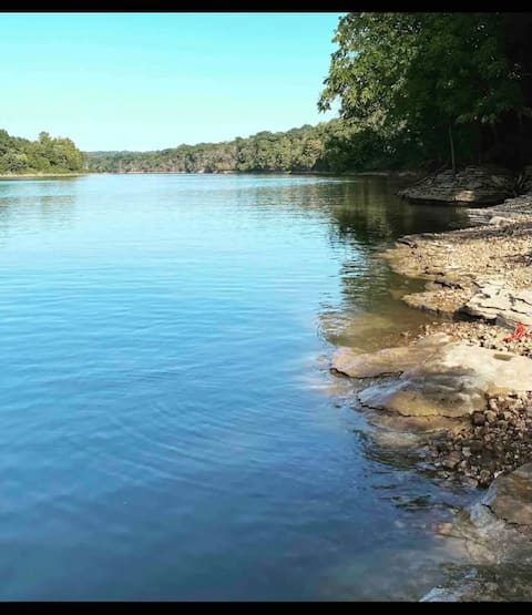 Water's Edge Retreat II