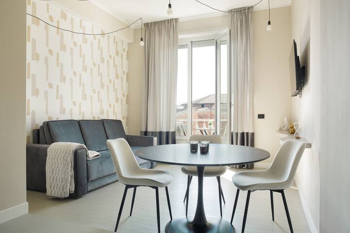 HL Exclusive Apartment – Duomo, Galleria Unione 3 gallery image 3