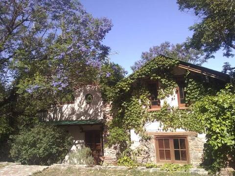 Rustica y Lindinda casa en Agua de Oro