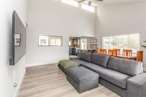 Cozy Modern Family 3Bd Oasis