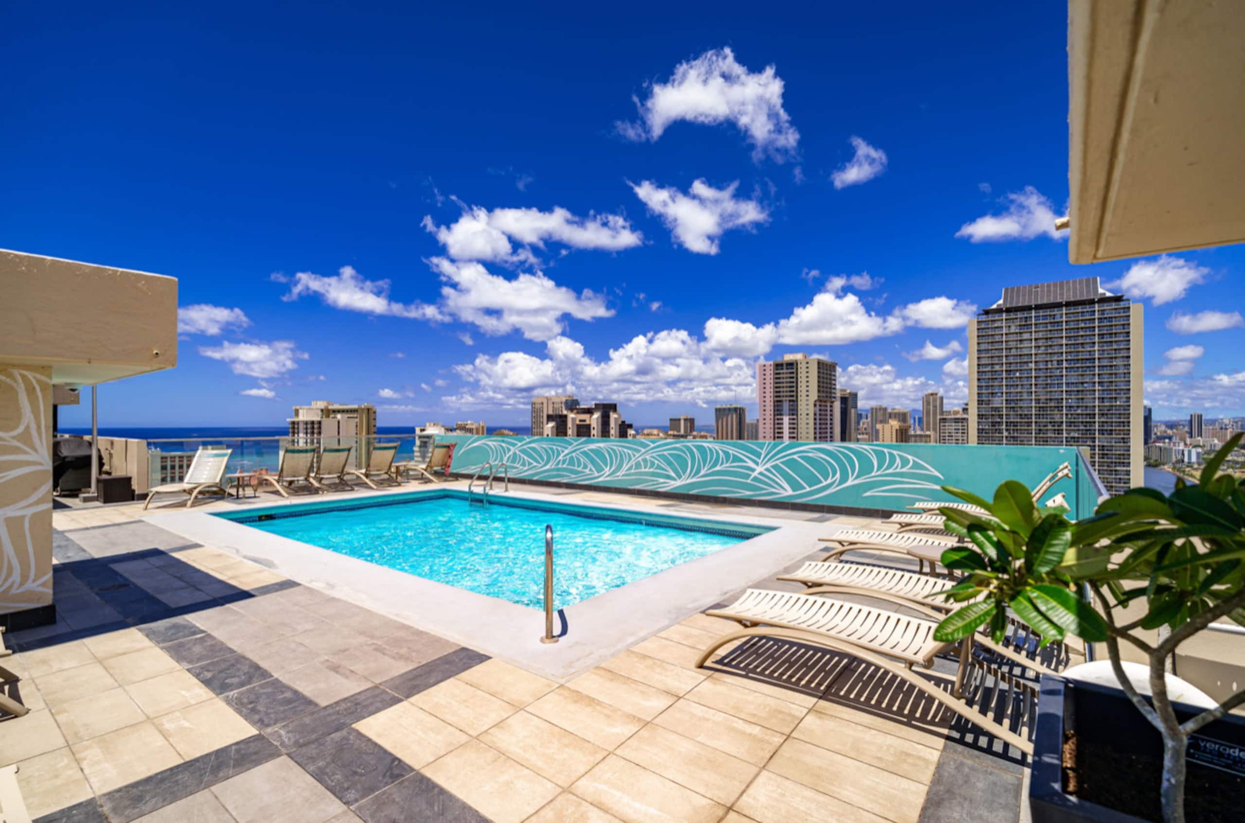 Aloha Charm - Image 12