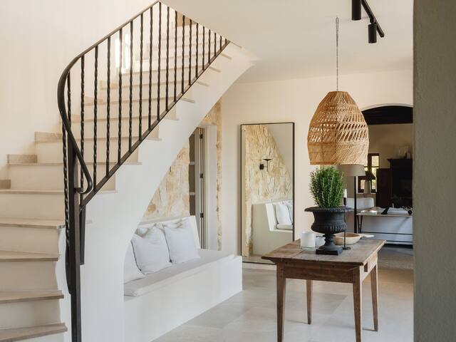 VILLA ALENAR- Villa en San Marçal, Piscina Privada gallery image 5