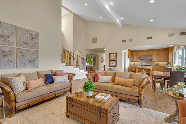 Hilltop Del Mar Lux Infinity Pool Panoramic Views gallery image 5