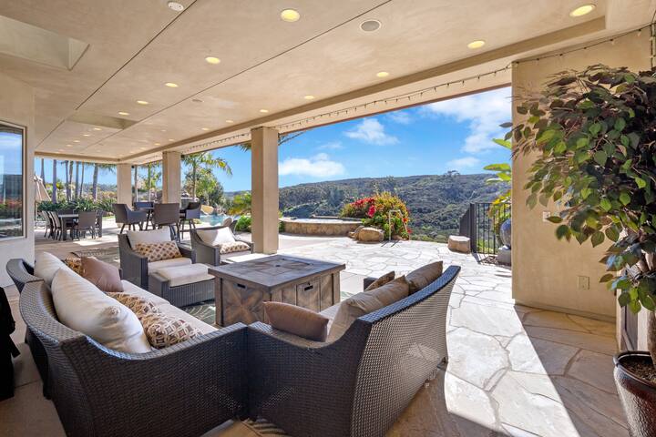 Hilltop Del Mar Lux Infinity Pool Panoramic Views gallery image 2