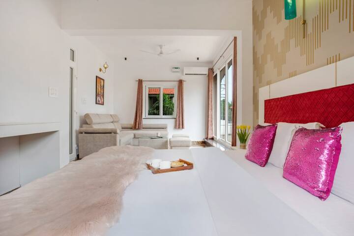 Bedroom 1 image 3